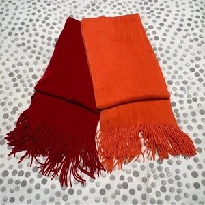 BCBGMaxAzria Set of 2 100% Acrylic Rectangle Scarf (Red and Orange)